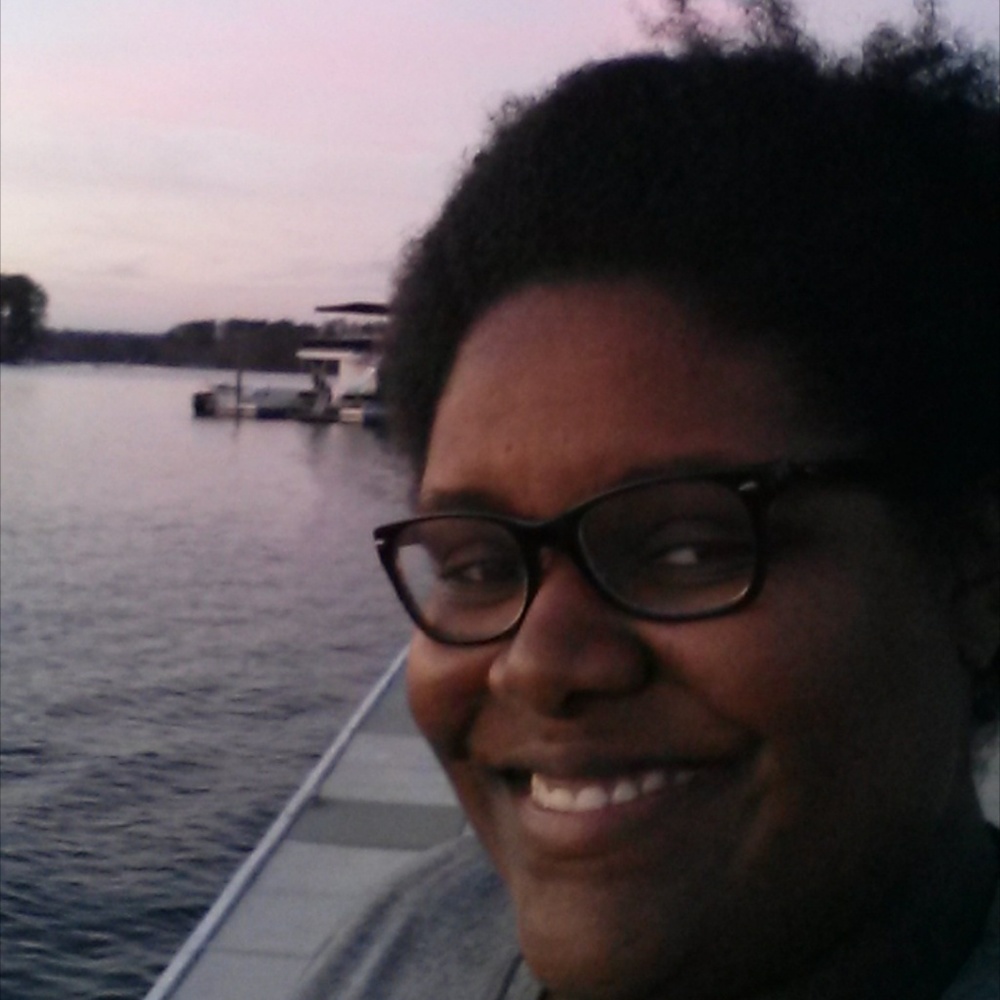 Meet your Posher, Aminah